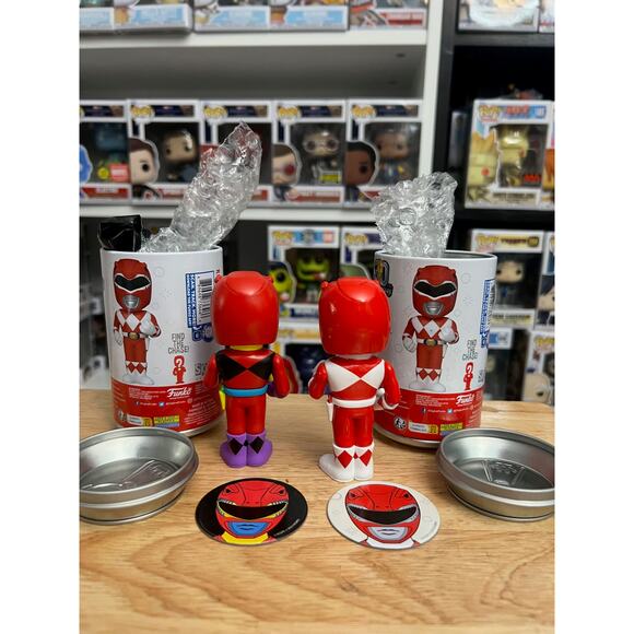 LIMITED EDITION CHASE BUNDLE BLACKLIGHT Red Ranger Funko Soda Power Rangers LE - Picture 2 of 2